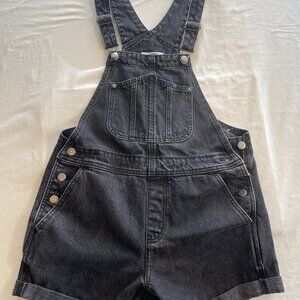 Old Navy Black Cotton Overall Shorts – Women’s Small (Like New)